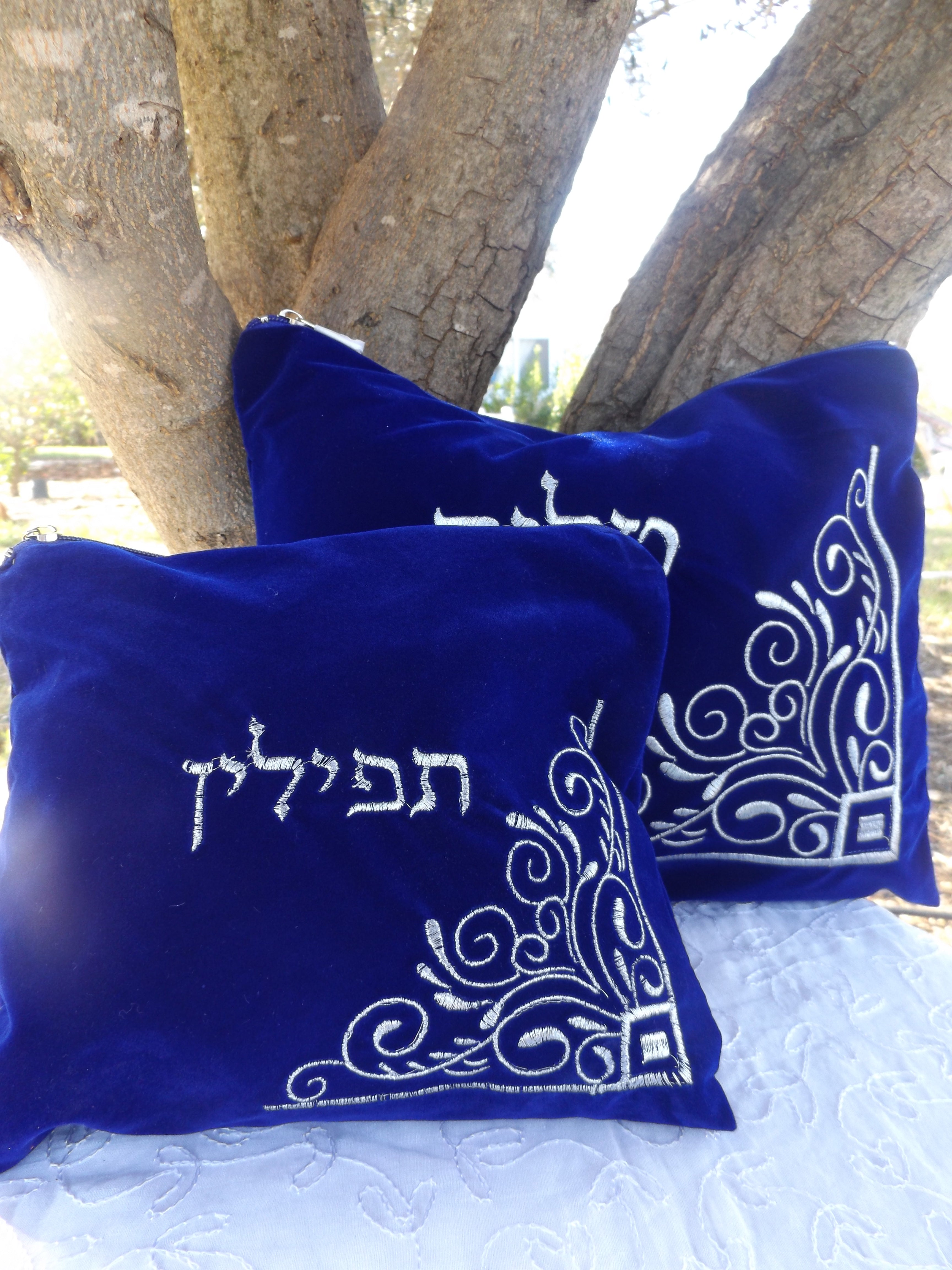 סט כיסוי לטלית ותפילין מקטיפה
